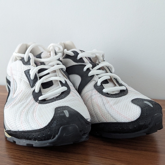 Nike Shox BRS1000 Running Shoes Sneakers White Black Size 7 - Picture 6 of 10